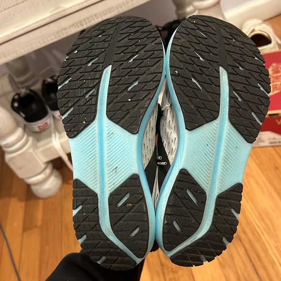 ⚡️⚡️Womens Brooks - Picture 2 of 7